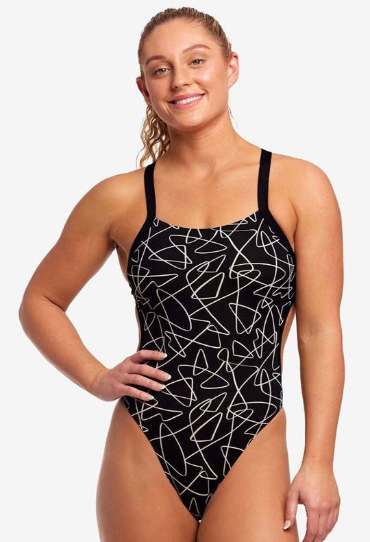 Brace Free One Piece- Texta Mess